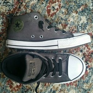 Kids converse size 3